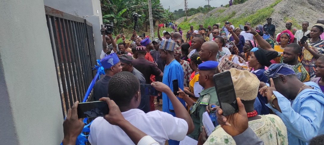 Commissioning of 80KwP Solar Hybrid Mini-Grid at Onirogbo Community by the Ekiti State Commissioner of Public Utilities and Infrastructure.